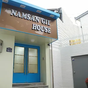 2* Гостевой дом Namsan Gil House